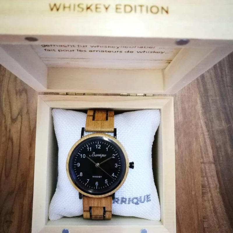 Whisky Black Wooden Men